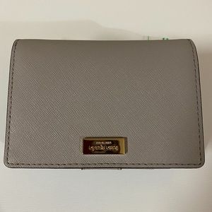 (038) NWT KATE SPADE soft taupe accordion card wallet